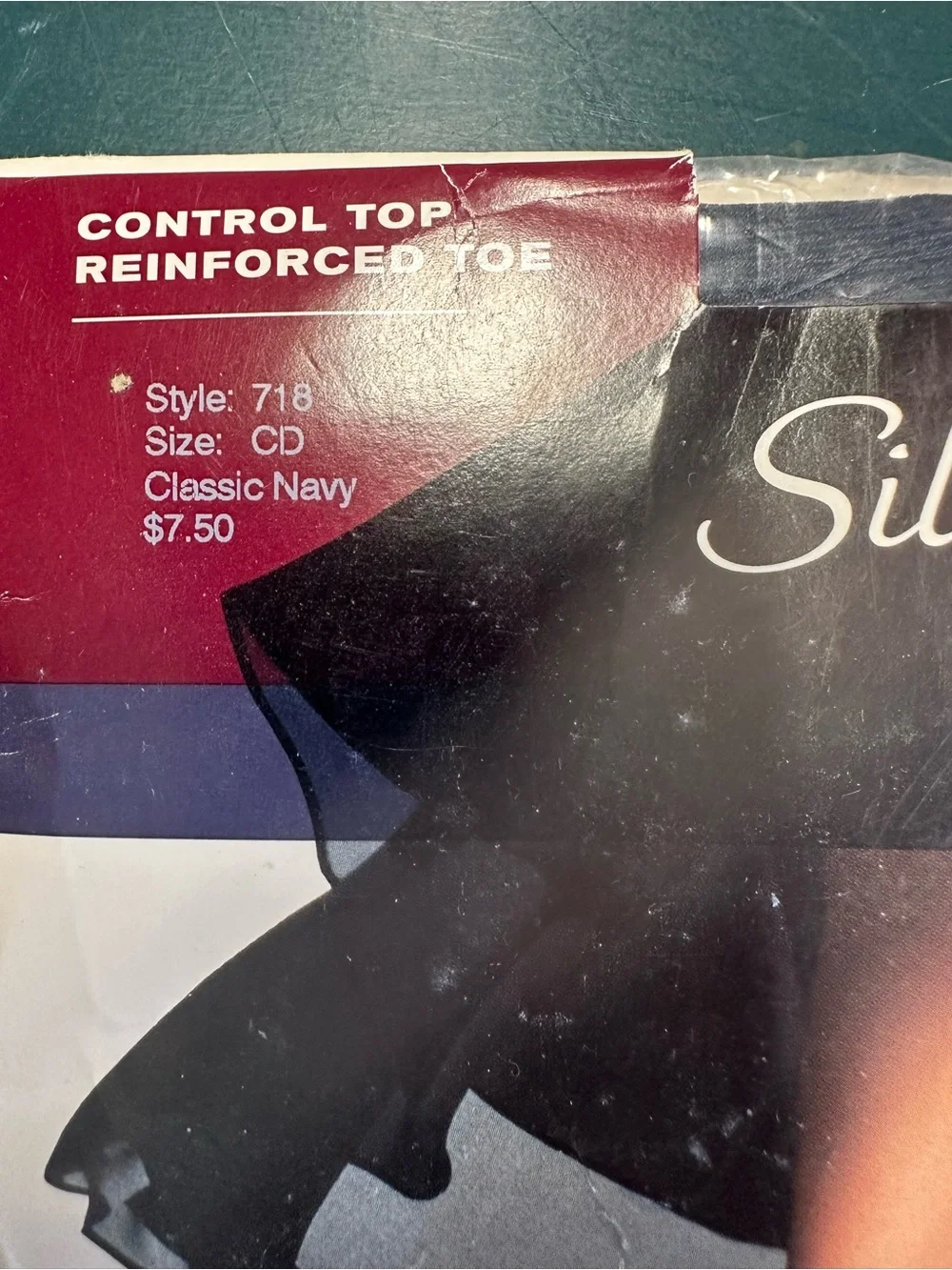 Hanes Silk Reflections Silky Sheer Pantyhose - Classic Navy